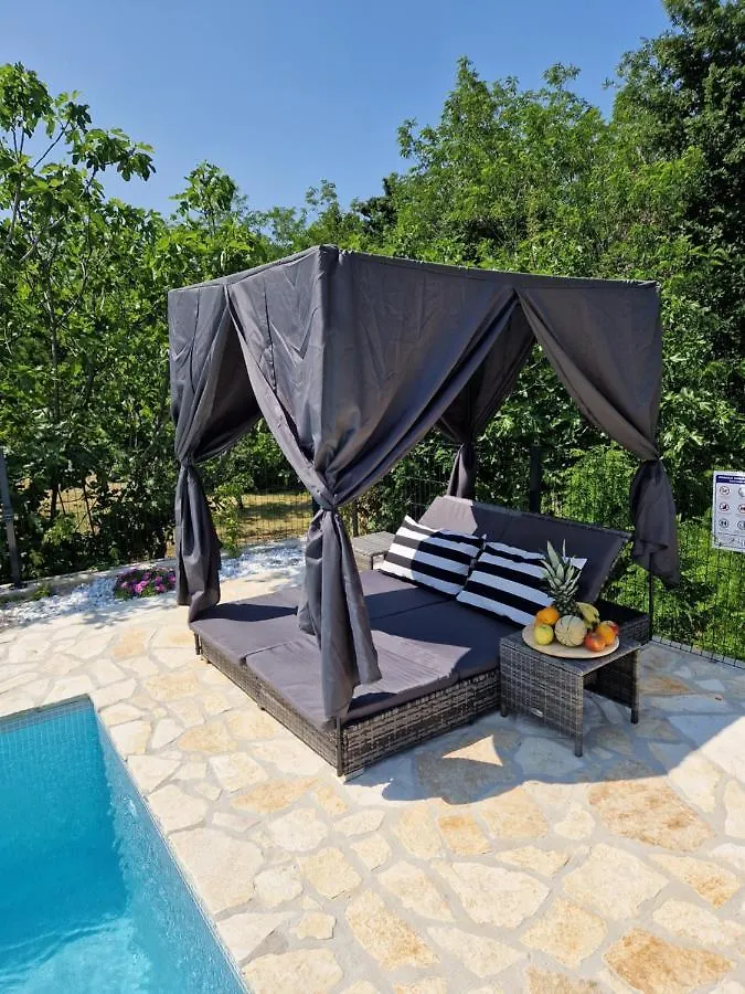 Holiday home Casa Della Noemi Villa Nedescina Croatia